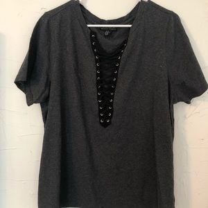 FOREVER 21 | dark gray t-shirt with black design